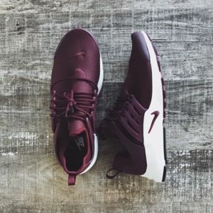 Nike Air Prestos Night Maroon